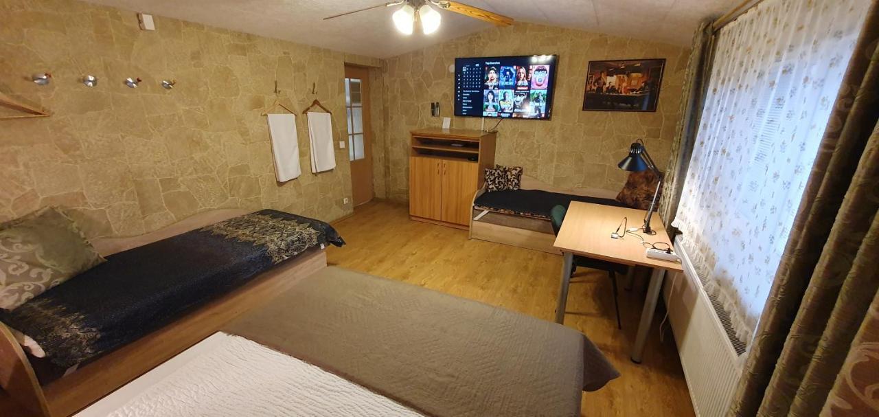 Aparthotel 4 ,, Cosy House Billiard " - Sauna & Parking 카우나스 외부 사진
