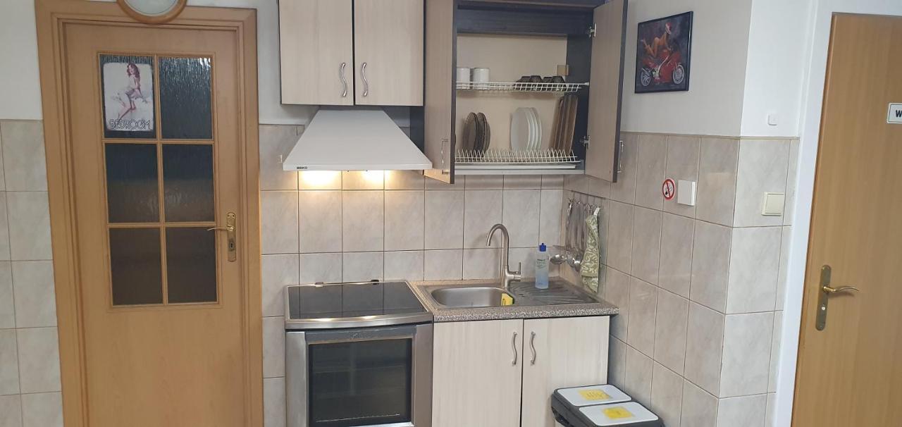 Aparthotel 4 ,, Cosy House Billiard " - Sauna & Parking 카우나스 외부 사진